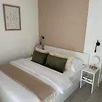 Olga 1 Makarska