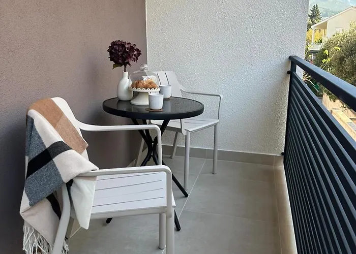 Olga 1 Makarska