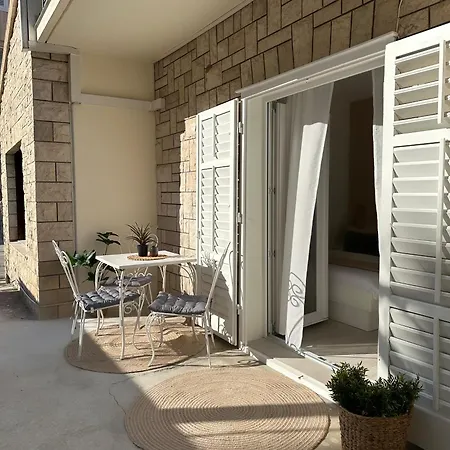 Olga 1 Makarska